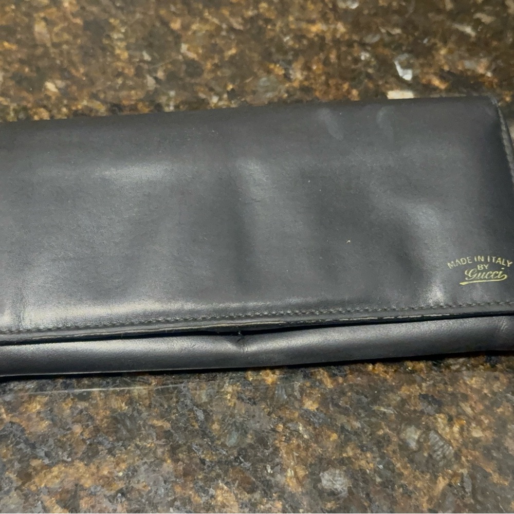 Gucci Black Leather Continental Wallet with Gold Logo